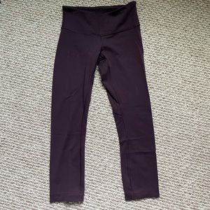 Lululemon cropped pants